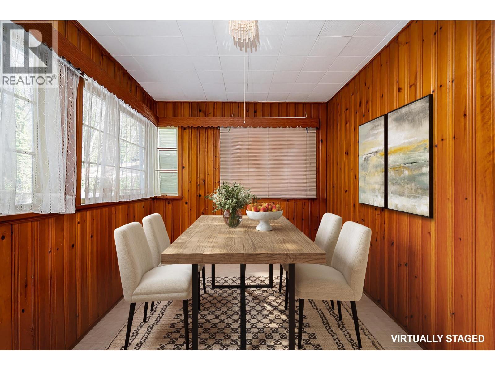 2212 Old Dollarton Road, North Vancouver, BC