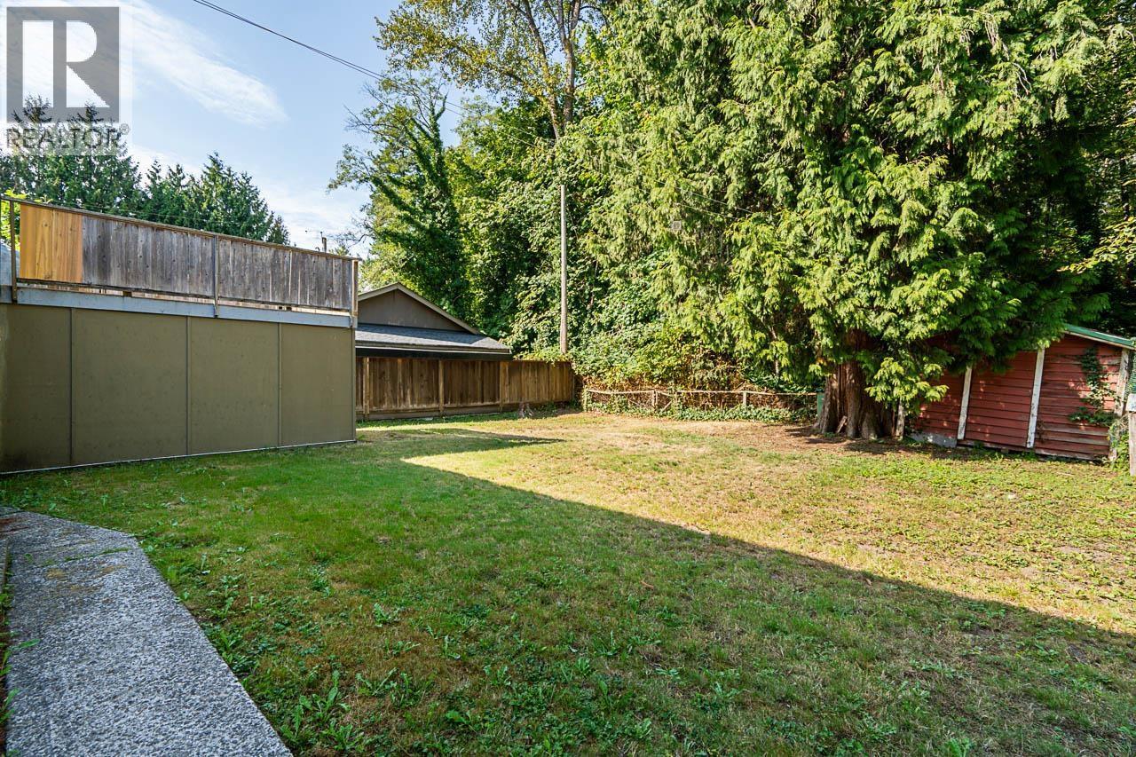 2212 Old Dollarton Road, North Vancouver, BC