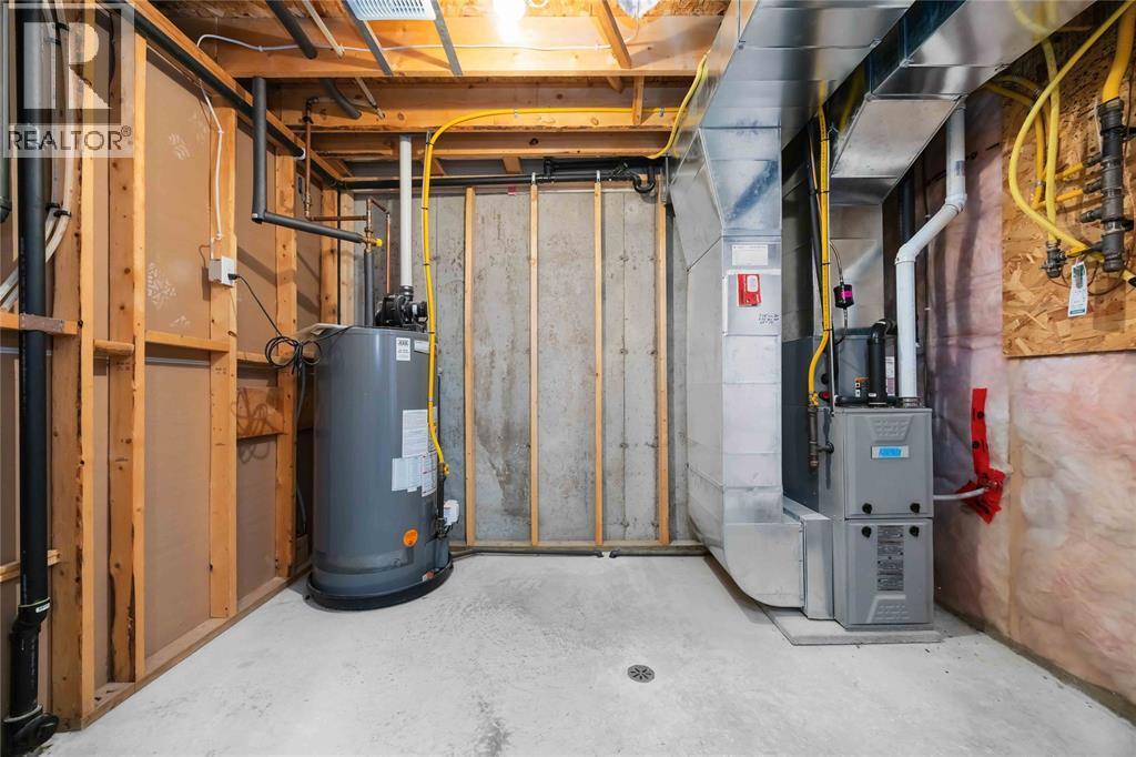 240 Bentley Avenue, Sarnia, ON - Indoor Photo Showing Basement