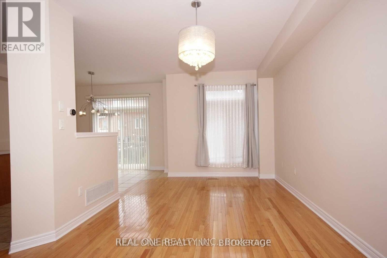 116 Mistywood Crescent, Vaughan, ON - Indoor Photo Showing Other Room