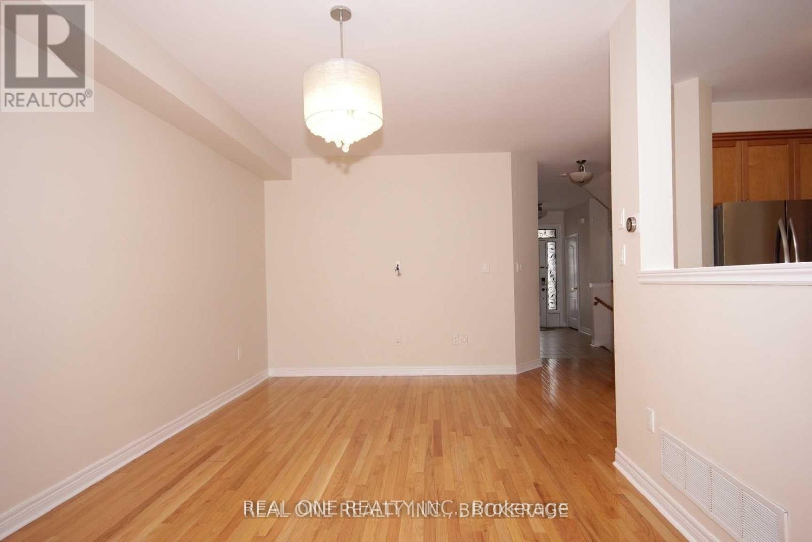 116 Mistywood Crescent, Vaughan, ON - Indoor Photo Showing Other Room