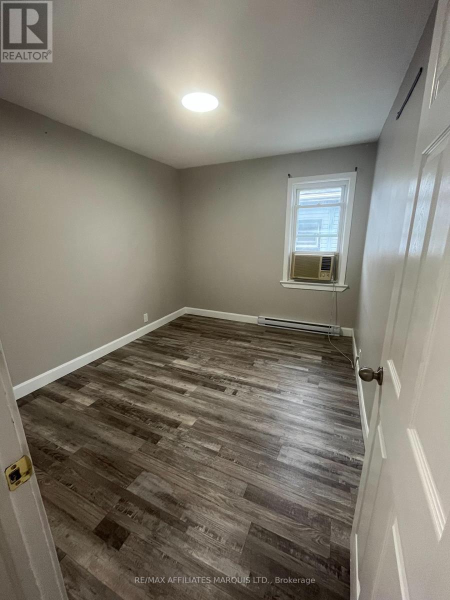 907 Second Street E, Cornwall, ON - Indoor Photo Showing Other Room