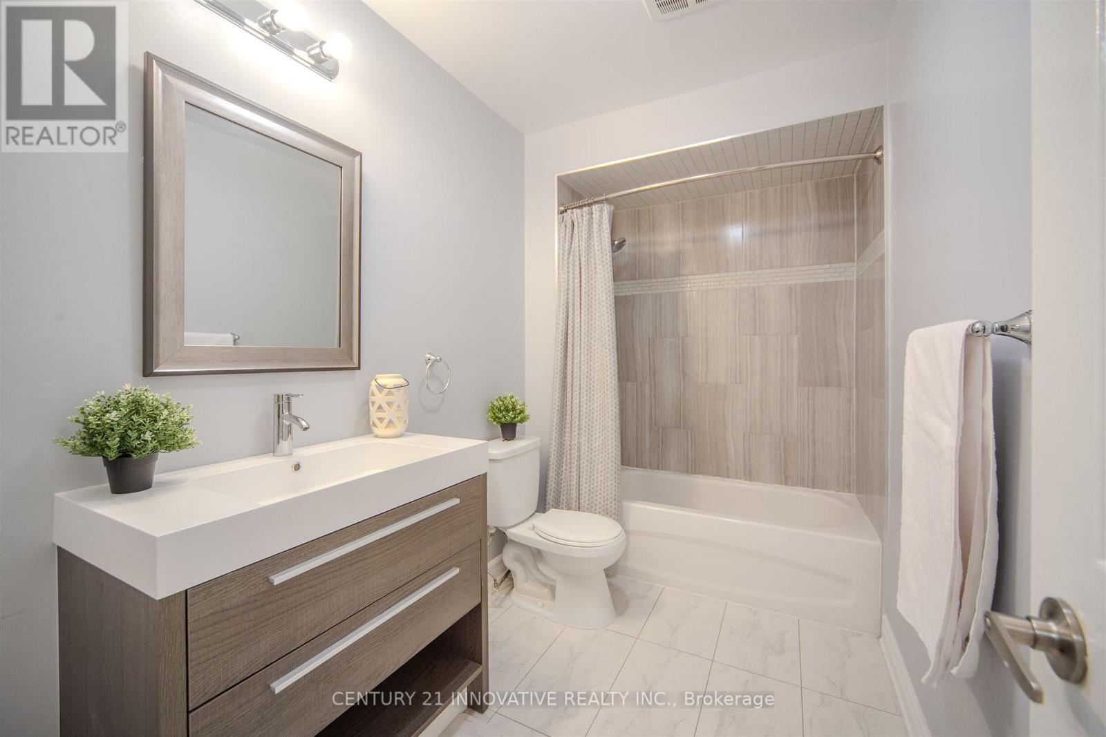 20 Muirbank Boulevard, Toronto, ON - Indoor Photo Showing Bathroom