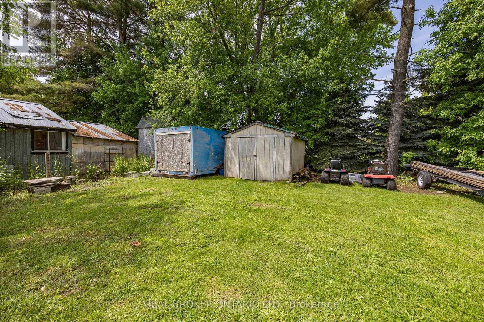5520 County Road 90 Road, Springwater, ON - Outdoor