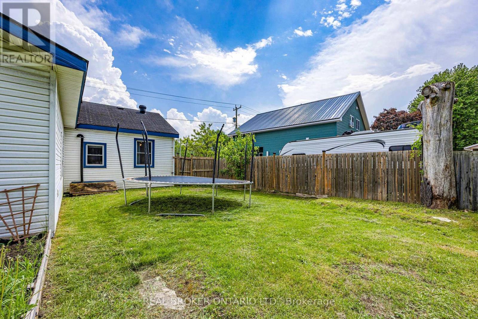 5520 County Road 90 Road, Springwater, ON - Outdoor