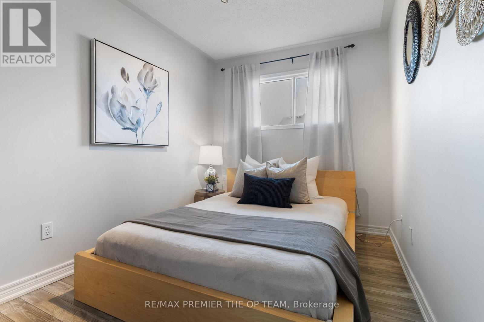 28 Kelso Crescent, Vaughan, ON - Indoor Photo Showing Bedroom