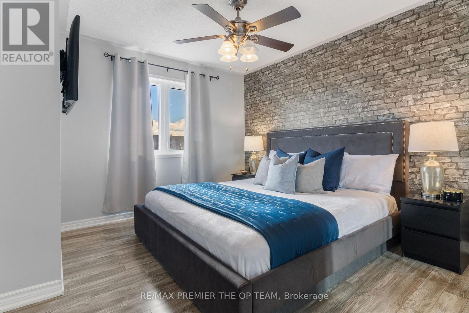 28 Kelso Crescent, Vaughan, ON - Indoor Photo Showing Bedroom