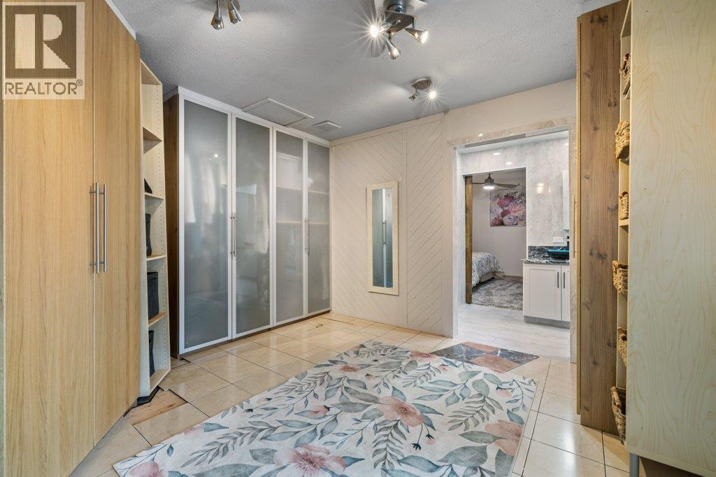 2245 Bennett Road, Kelowna, BC - Photo Showing Other Room