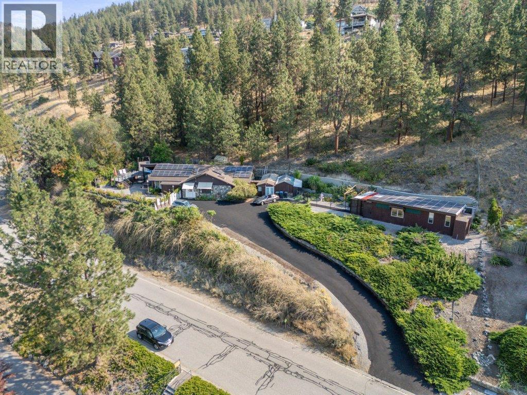 Amazing views with private setting. - 2245 Bennett Road, Kelowna, BC - Outdoor With View