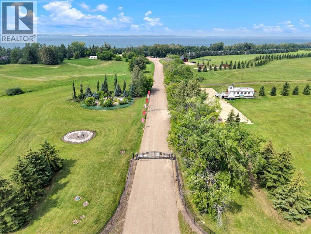 135, 41310 Range Road 282, Rural Lacombe County, AB