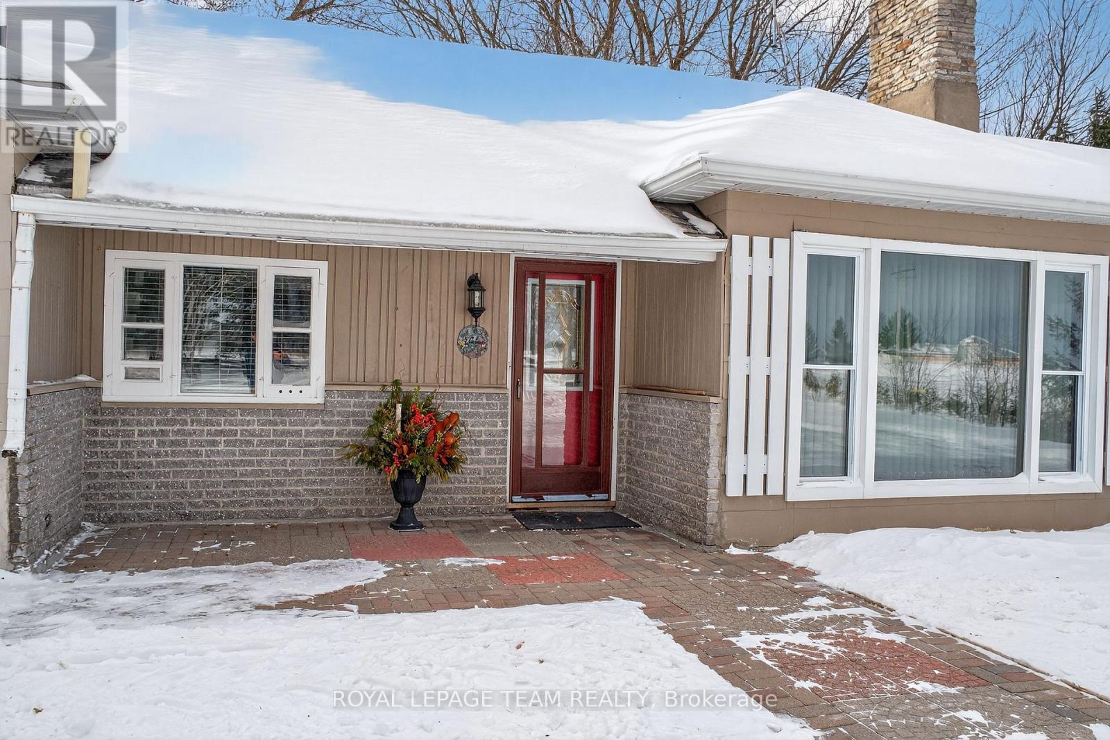 2377 Ramsay Con 7B Avenue S, Mississippi Mills, ON - Outdoor