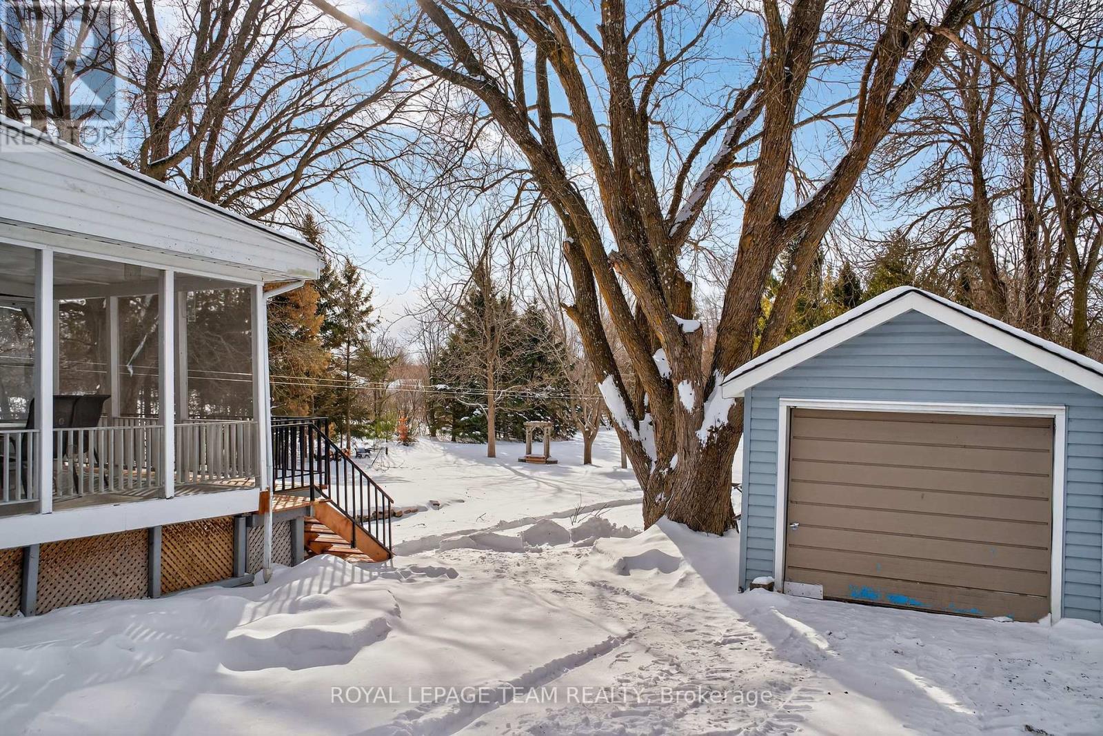 2377 Ramsay Con 7B Avenue S, Mississippi Mills, ON - Outdoor With Deck Patio Veranda