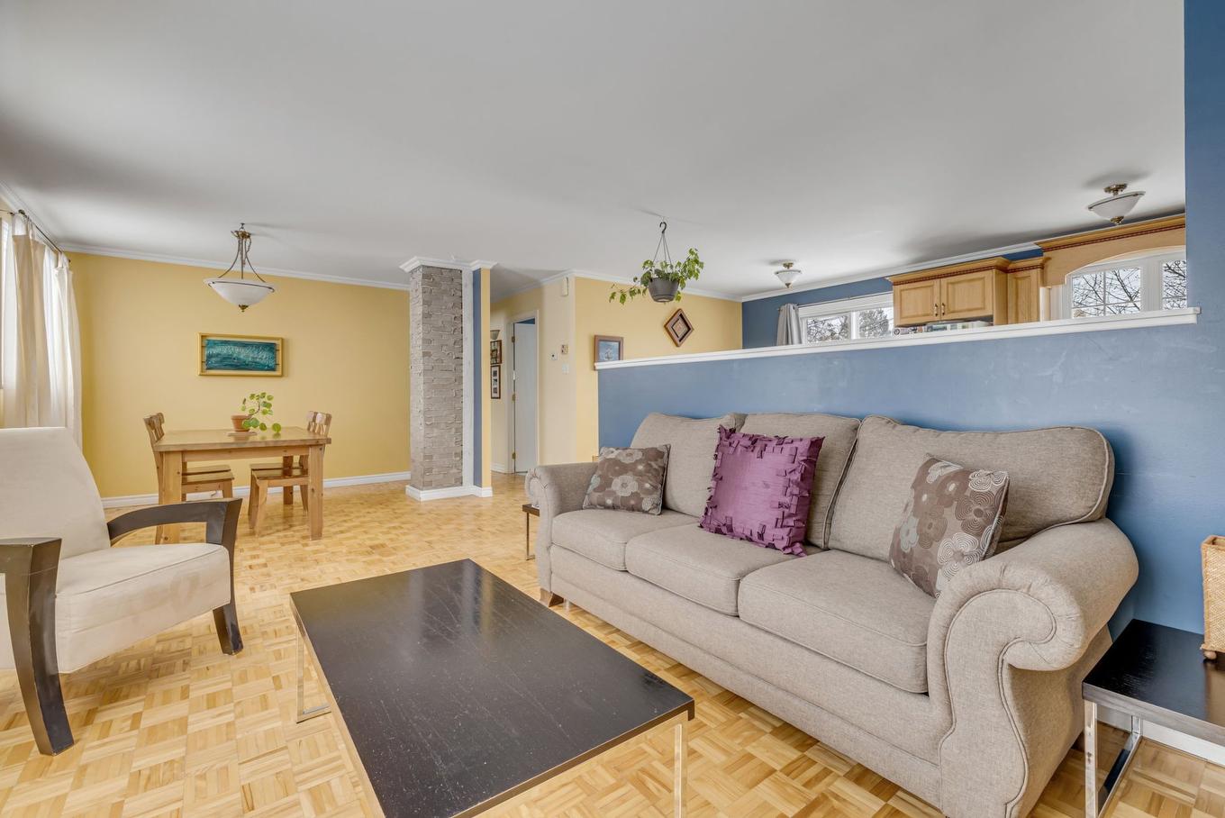 Overall view - 1328 Rue Blanchette, Québec (Sainte-Foy/Sillery/Cap-Rouge), QC - Indoor Photo Showing Living Room