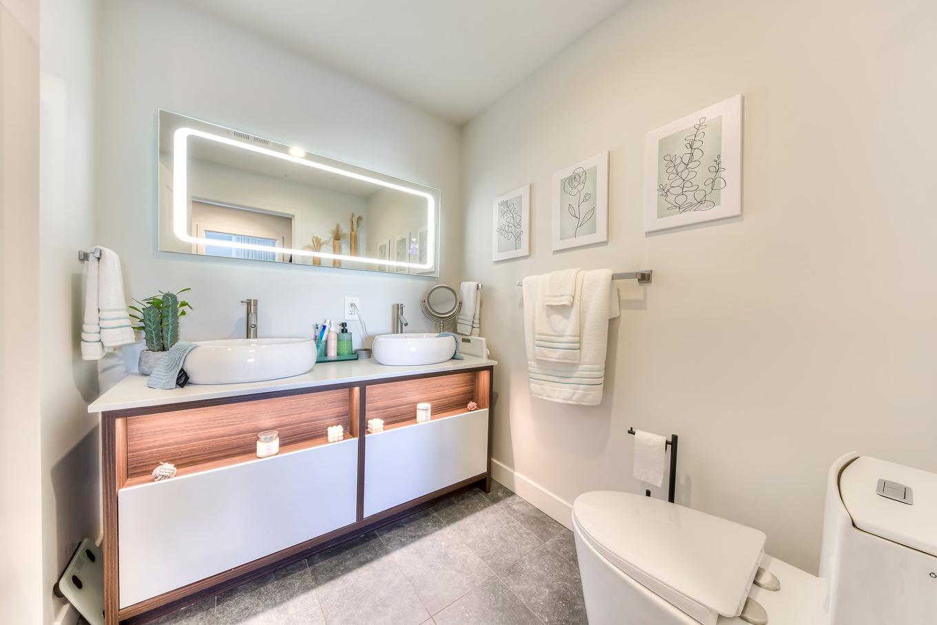 Bathroom - 1019-3000 Boul. Thimens, Montréal (Saint-Laurent), QC - Indoor Photo Showing Bathroom