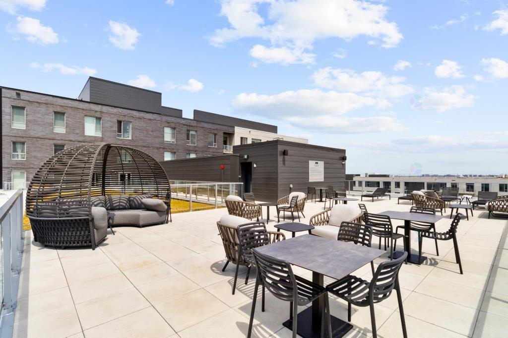 Patio - 1019-3000 Boul. Thimens, Montréal (Saint-Laurent), QC - Outdoor