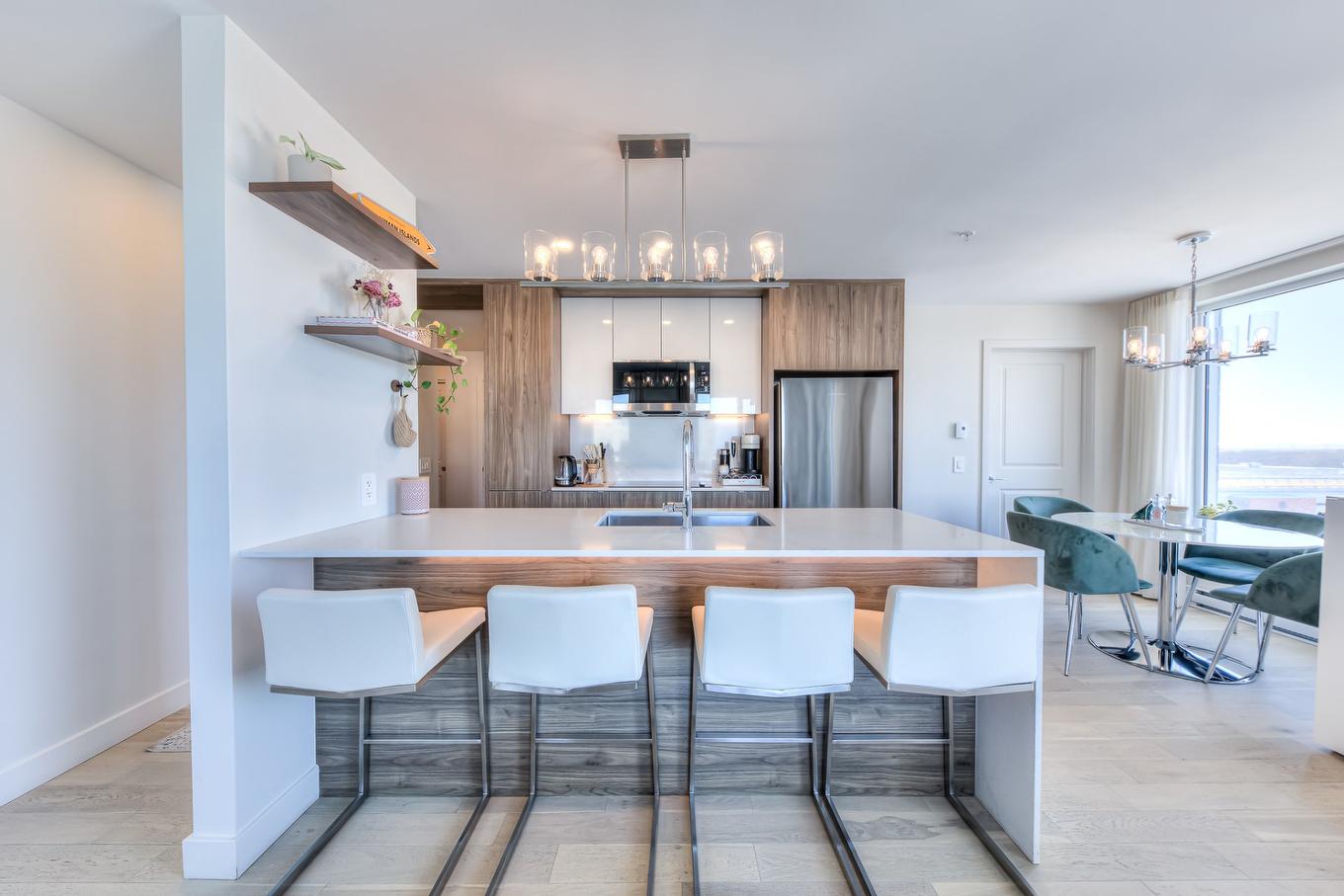 Kitchen - 1019-3000 Boul. Thimens, Montréal (Saint-Laurent), QC - Indoor Photo Showing Kitchen With Upgraded Kitchen