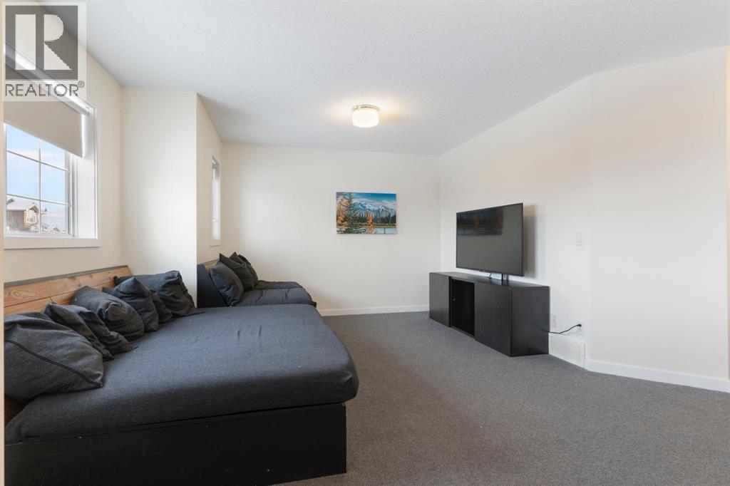 196 Jumping Pound Terrace, Cochrane, AB - Indoor