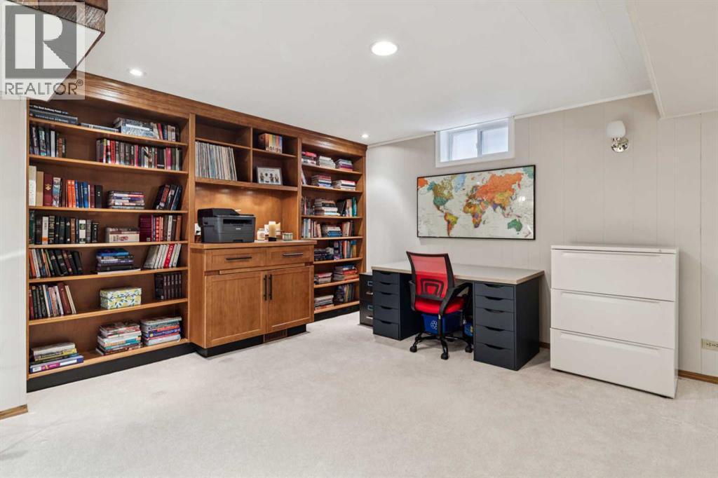 8603 Ashworth Road Se, Calgary, AB - Indoor Photo Showing Office