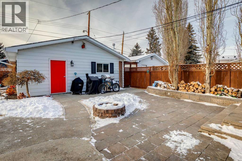 8603 Ashworth Road Se, Calgary, AB - Outdoor