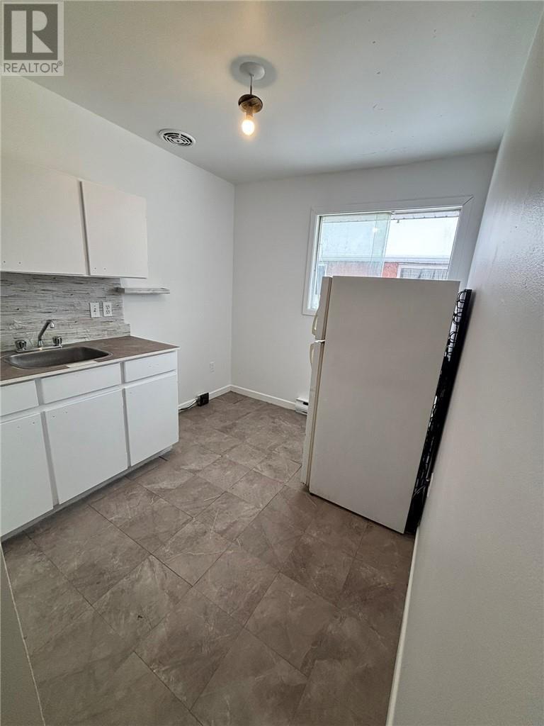 3443-3447 Errington Avenue, Chelmsford, ON - Indoor Photo Showing Kitchen