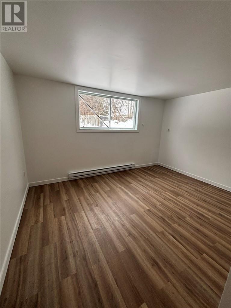 3443-3447 Errington Avenue, Chelmsford, ON - Indoor Photo Showing Other Room