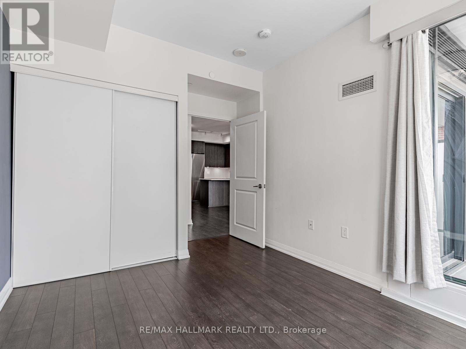 322 - 99 Eagle Rock Way, Vaughan, ON - Indoor Photo Showing Other Room