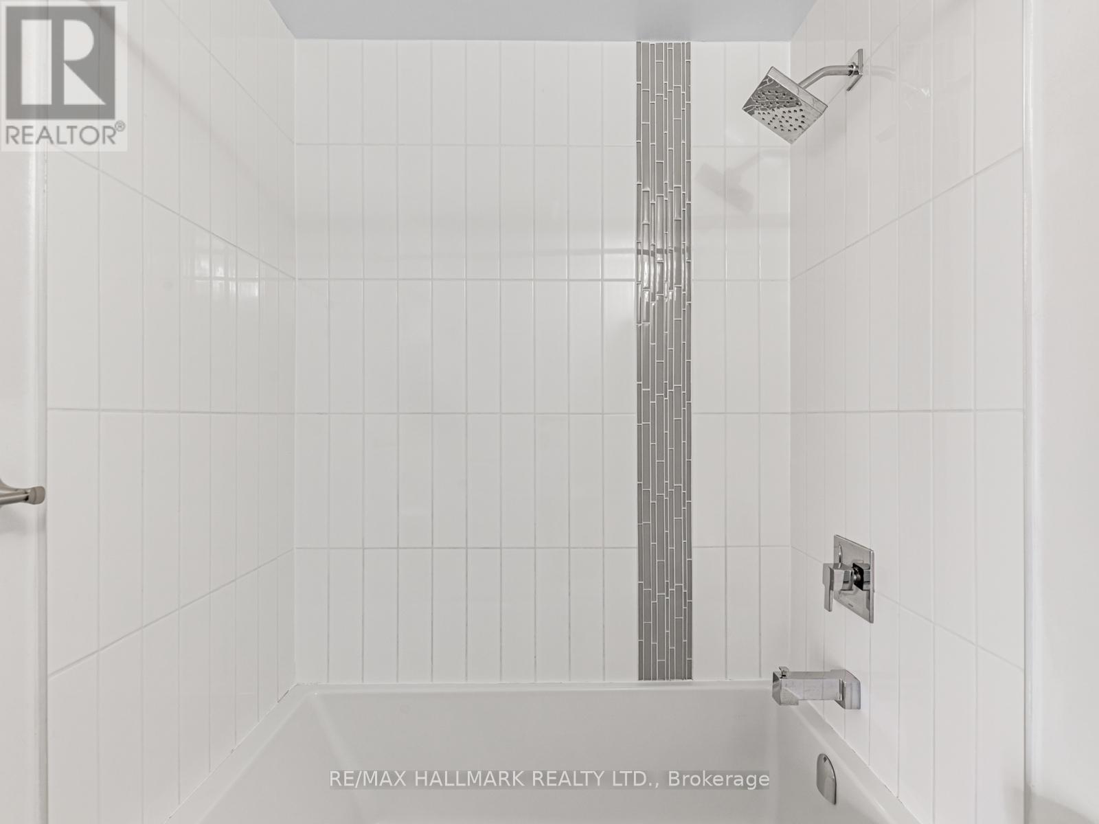 322 - 99 Eagle Rock Way, Vaughan, ON - Photo Showing Bathroom