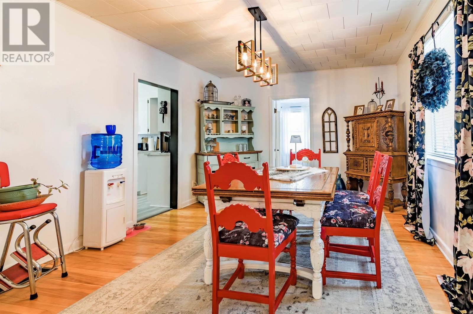 201 Main Street, Kentville, NS - Indoor Photo Showing Other Room