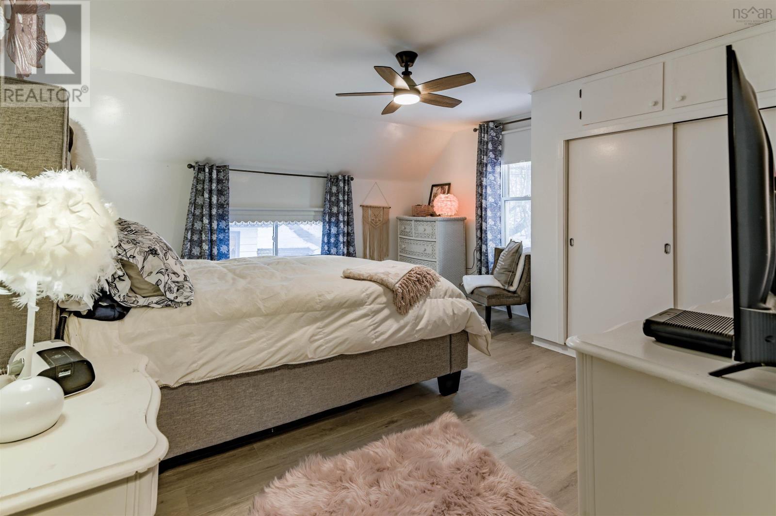 201 Main Street, Kentville, NS - Indoor Photo Showing Bedroom