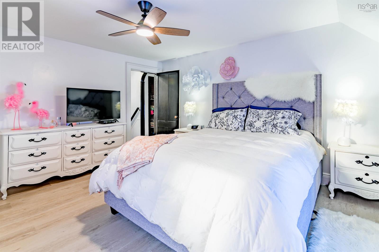 201 Main Street, Kentville, NS - Indoor Photo Showing Bedroom