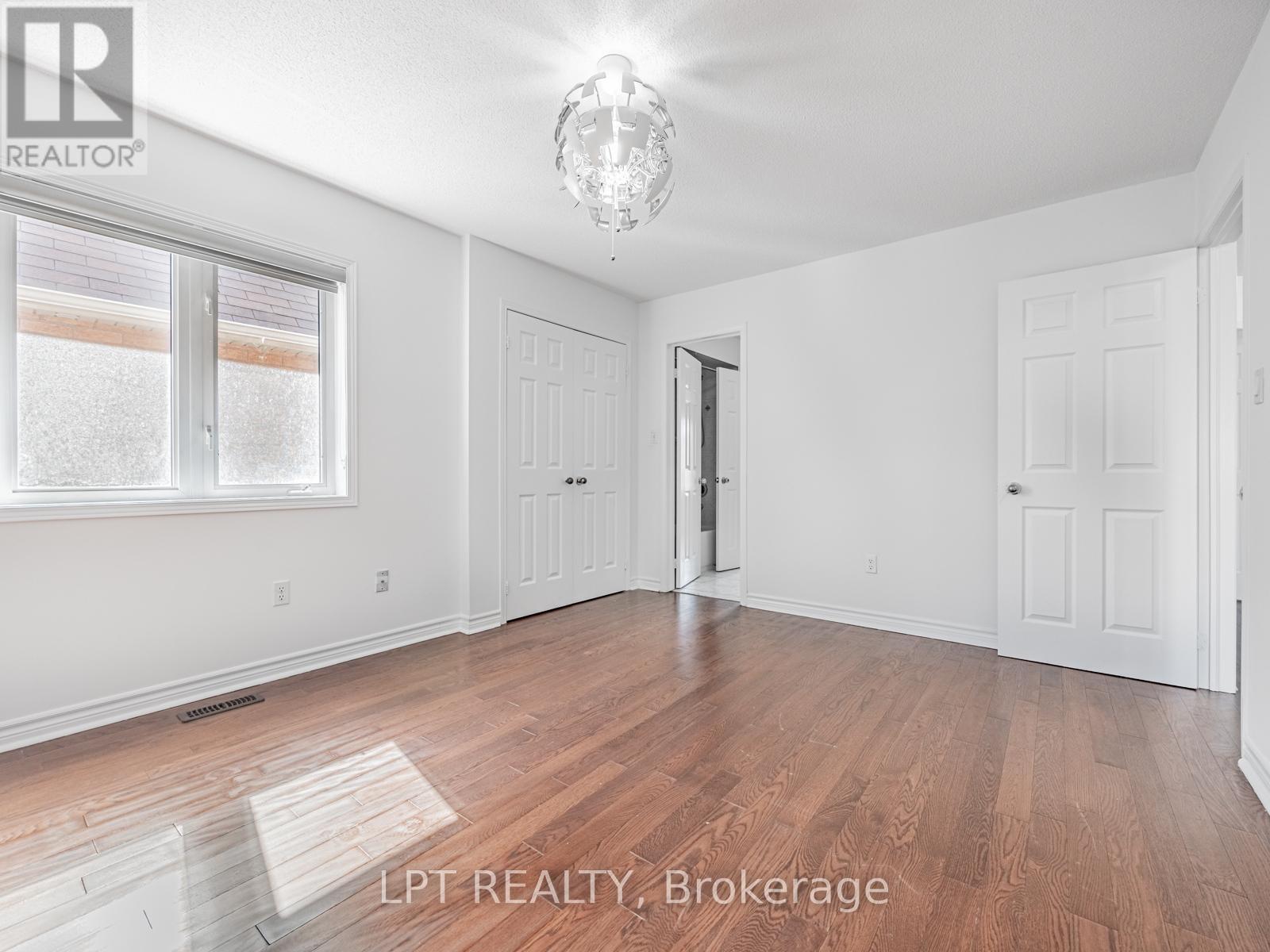 7 Homeview Road, Brampton, ON - Indoor Photo Showing Other Room