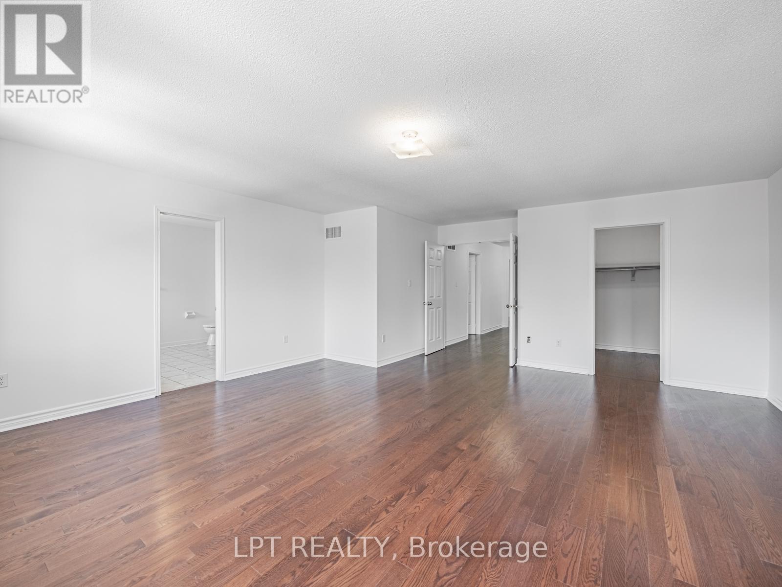 7 Homeview Road, Brampton, ON - Indoor Photo Showing Other Room