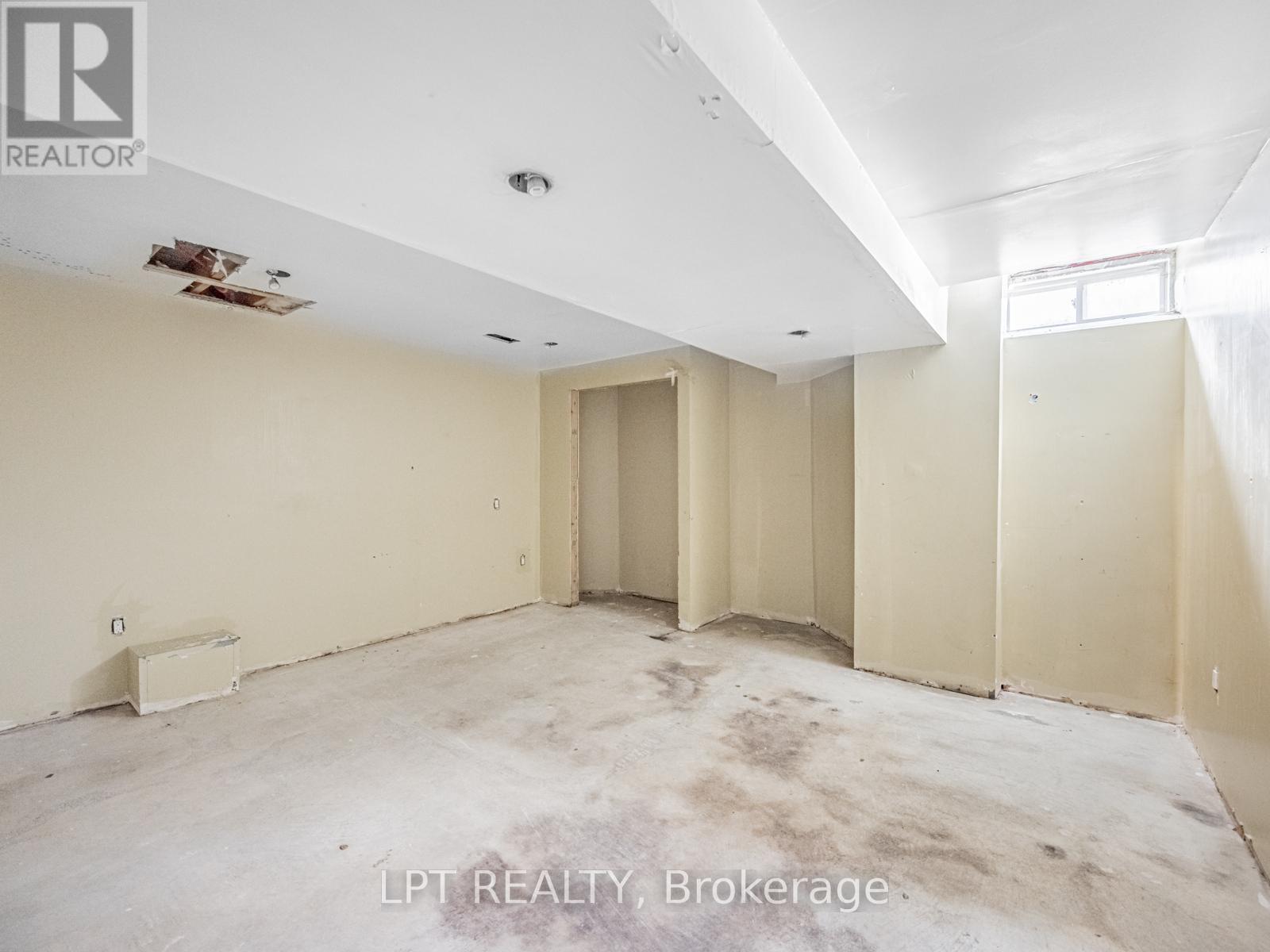 7 Homeview Road, Brampton, ON - Indoor