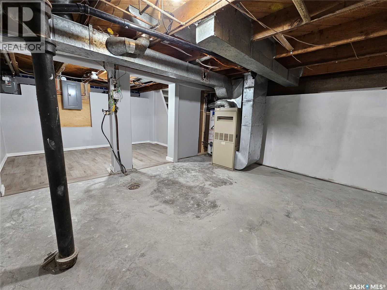 1672 103Rd Street, North Battleford, SK - Indoor Photo Showing Basement
