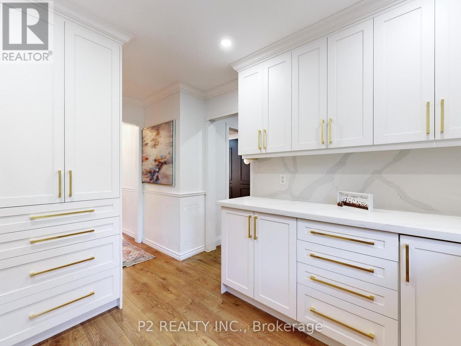 411 Rosedale Drive, Whitby, ON - Indoor