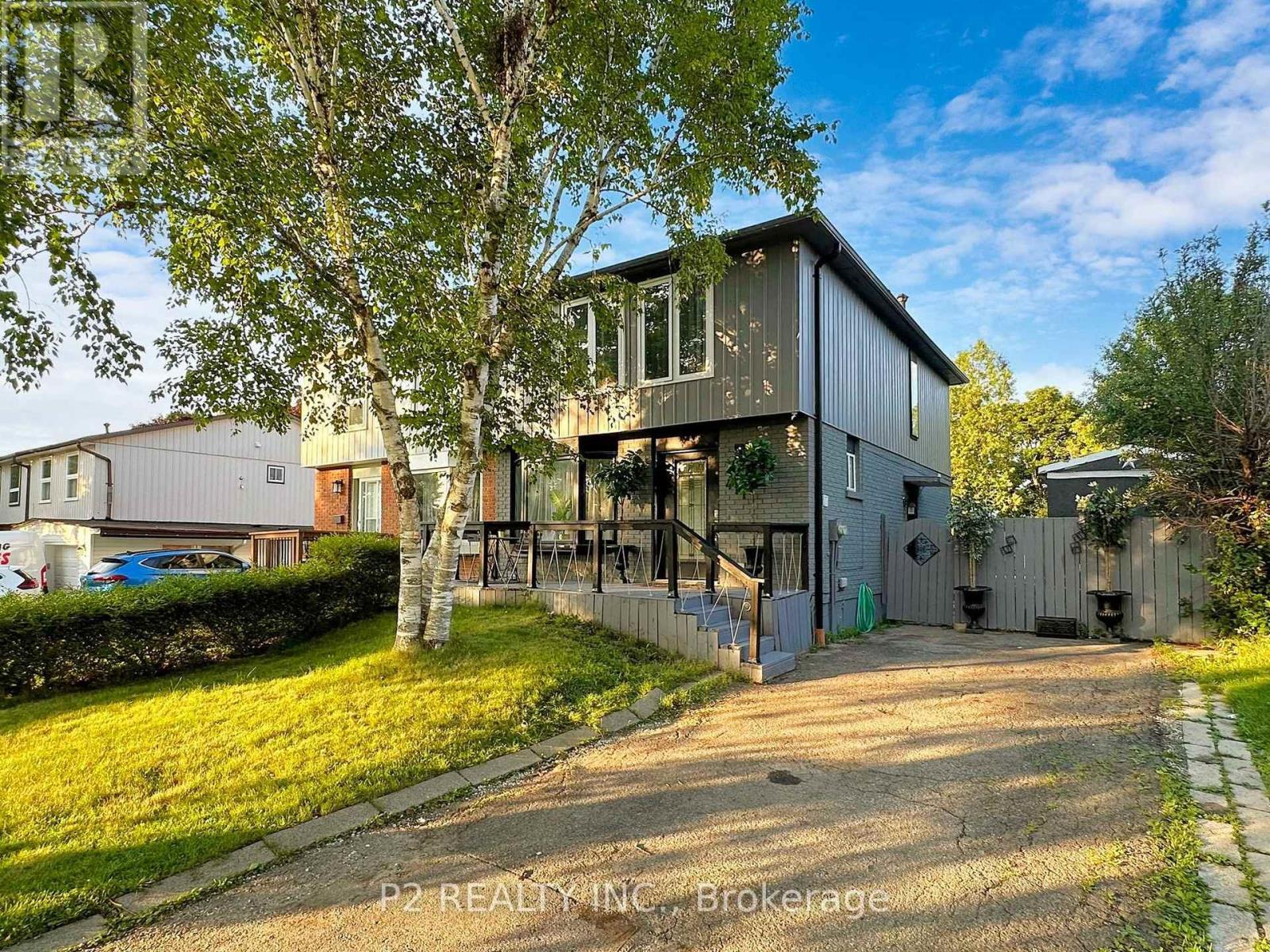 411 Rosedale Drive, Whitby, ON - Outdoor