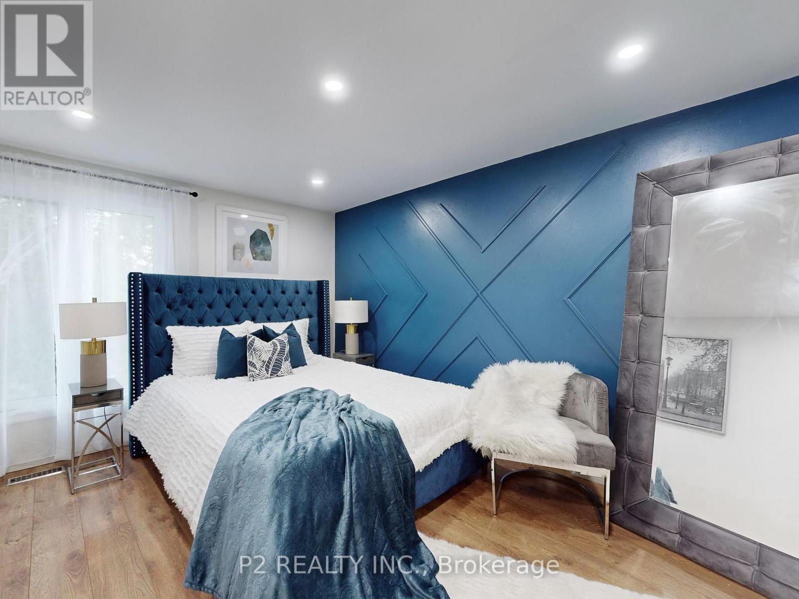 411 Rosedale Drive, Whitby, ON - Indoor Photo Showing Bedroom