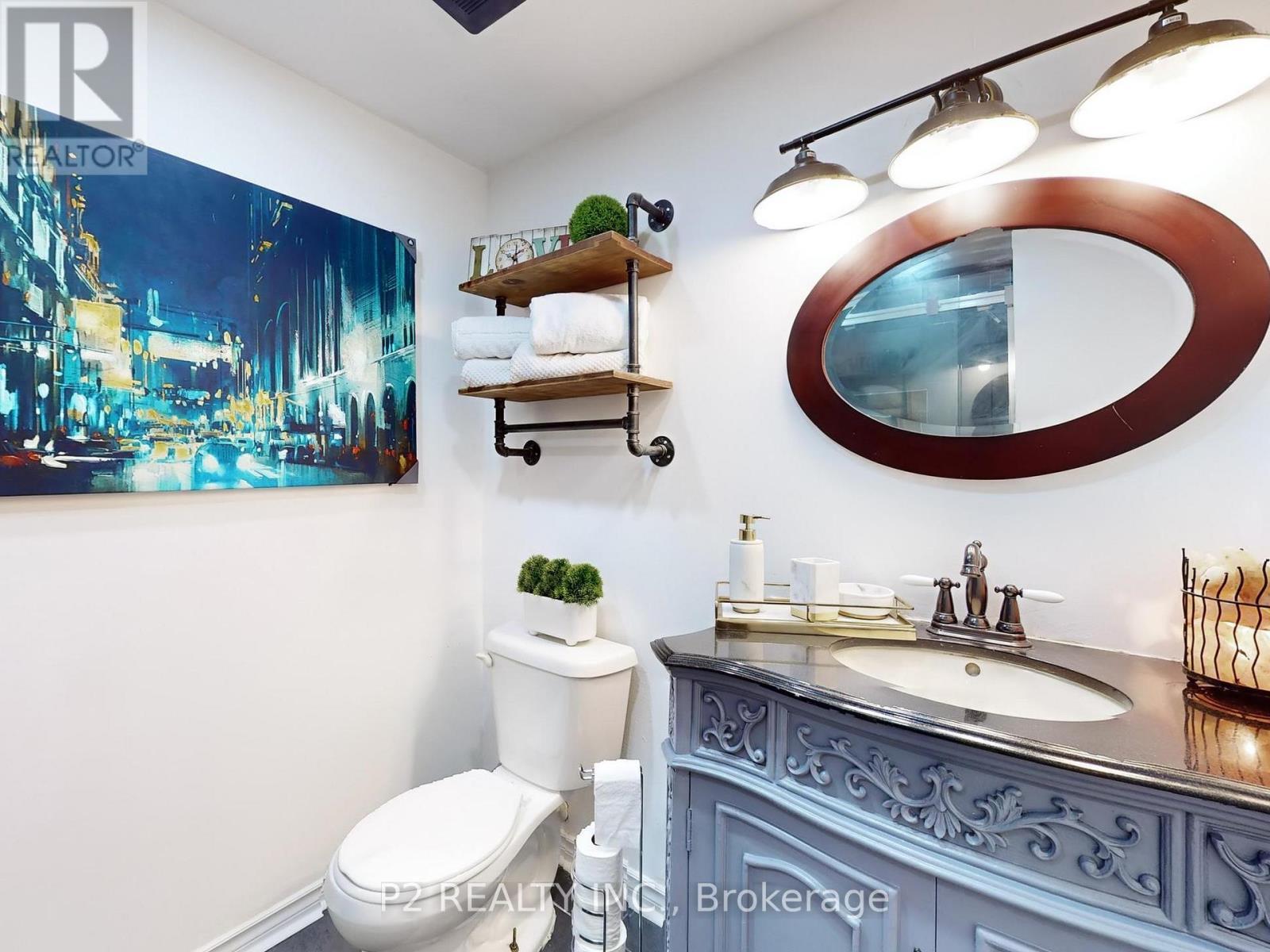 411 Rosedale Drive, Whitby, ON - Indoor Photo Showing Bathroom