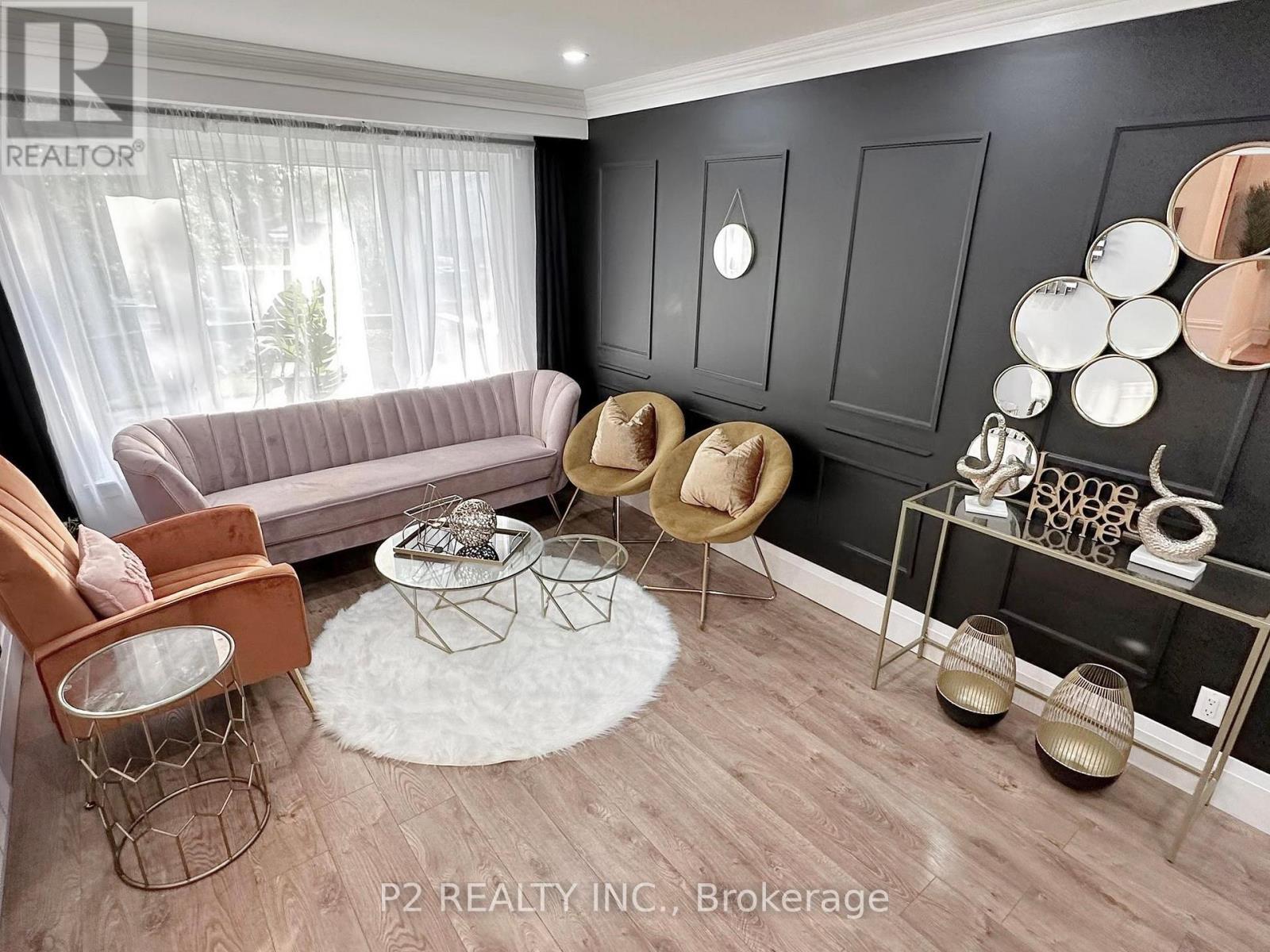 411 Rosedale Drive, Whitby, ON - Indoor