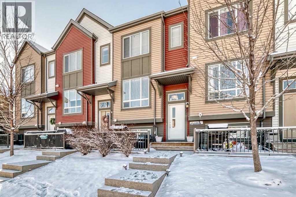 656 Copperpond Boulevard Se, Calgary, AB - Outdoor With Facade