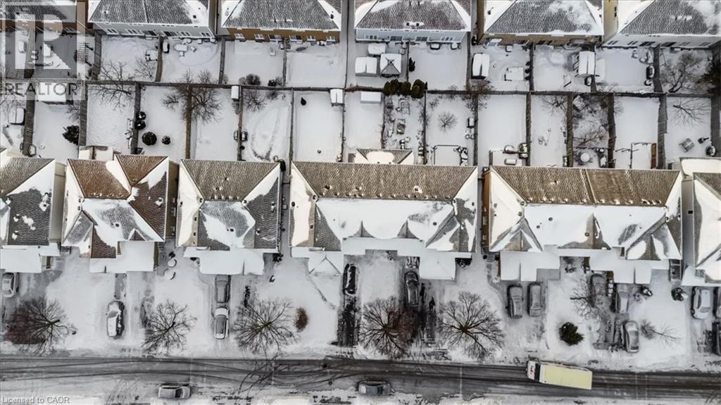 Aerial view of residential area - 25 Meadowvale Drive Unit# 3, Fonthill, ON -