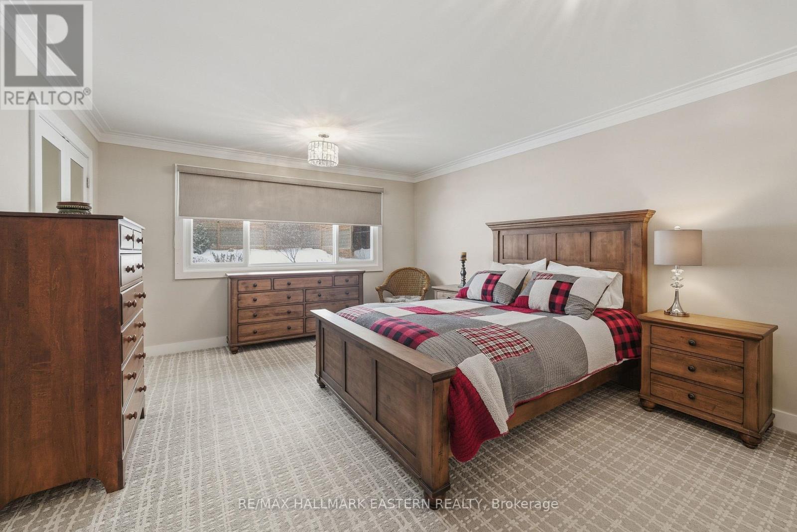 Spacious enough for a large bedroom set - 1601 Rocklands Road, Peterborough (Monaghan Ward 2), ON - Indoor Photo Showing Bedroom