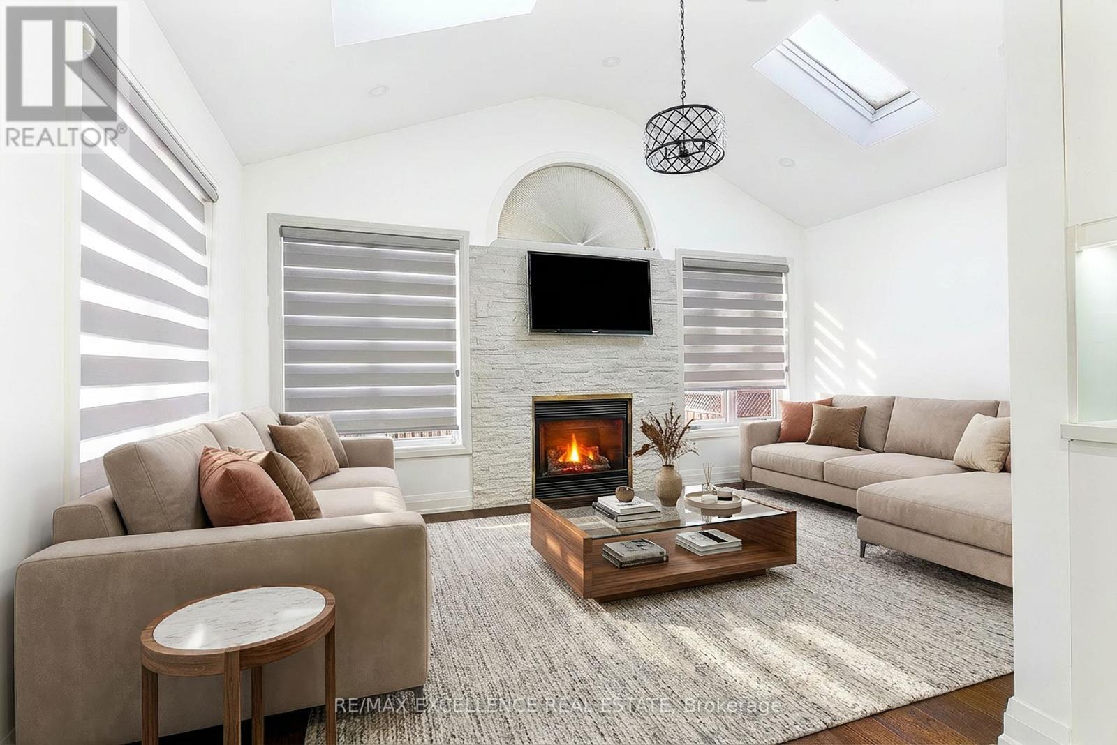 159 Cordgrass Crescent, Brampton, ON - Indoor Photo Showing Living Room With Fireplace
