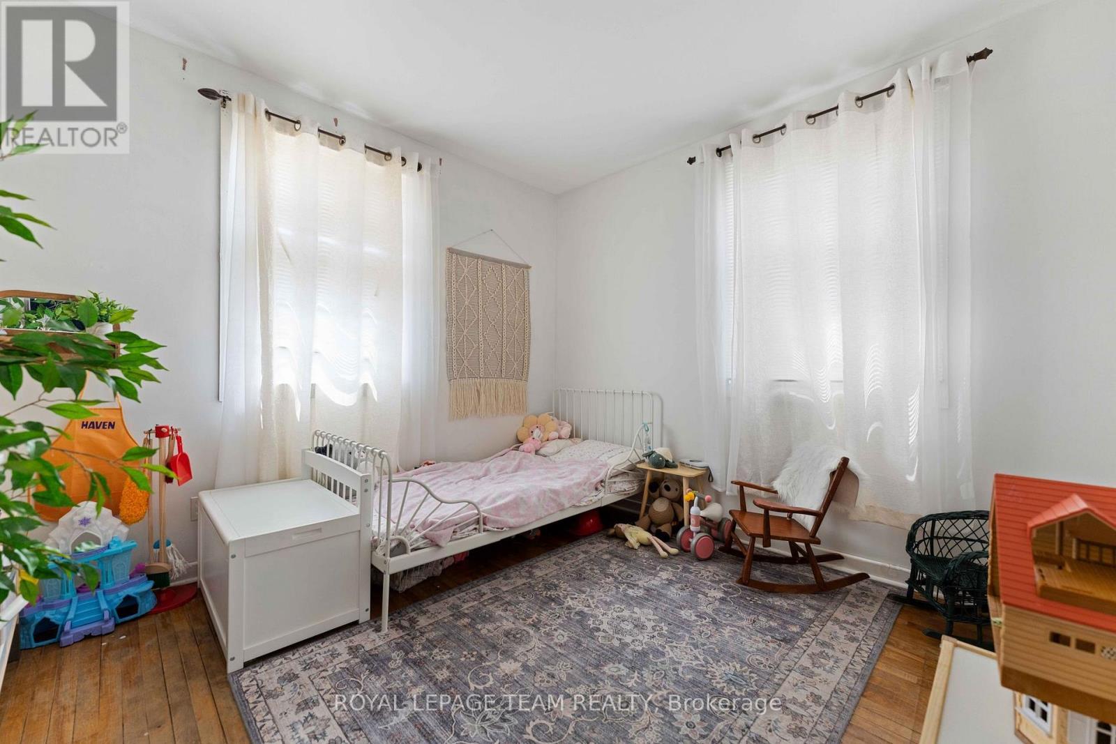 14633 Highway 60 Highway, Killaloe, Hagarty And Richards, ON - Indoor Photo Showing Bedroom