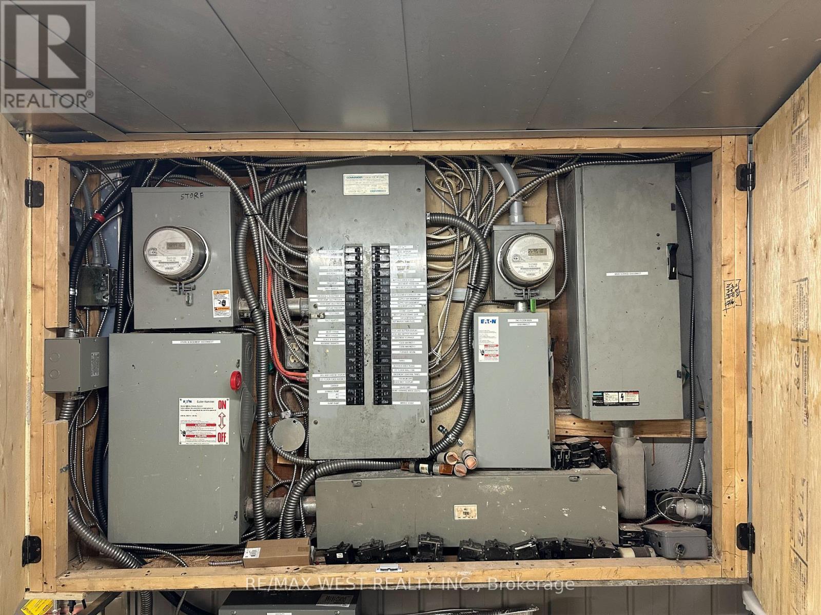 291 Silverthorn Avenue, Toronto, ON