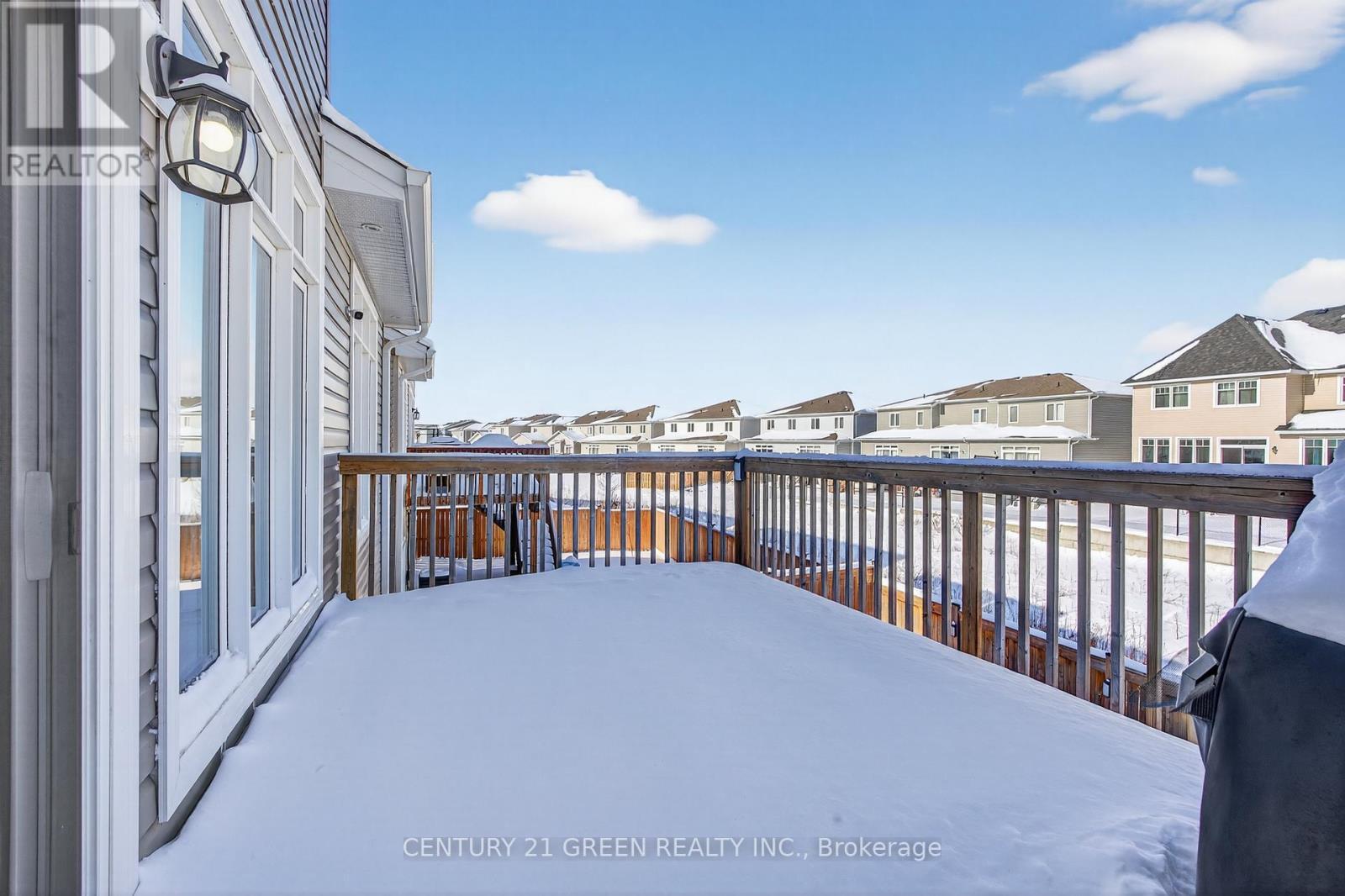 Large Deck to Main floor - 645 Gwen Avenue, Kingston, ON - Outdoor With Exterior