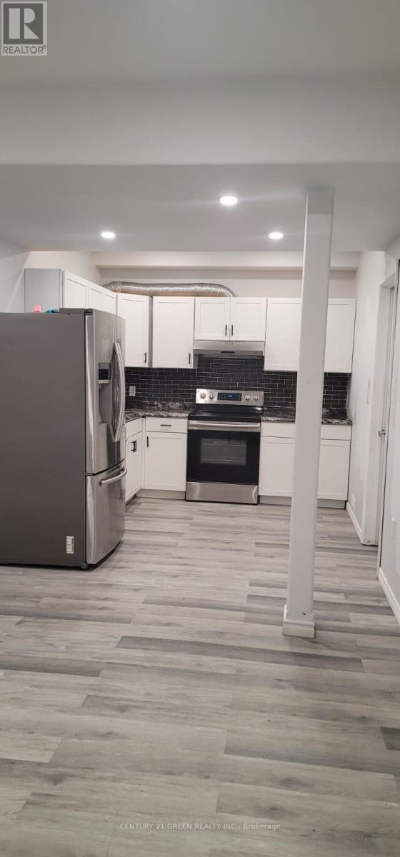 Kitchen- - 645 Gwen Avenue, Kingston, ON - Indoor Photo Showing Kitchen