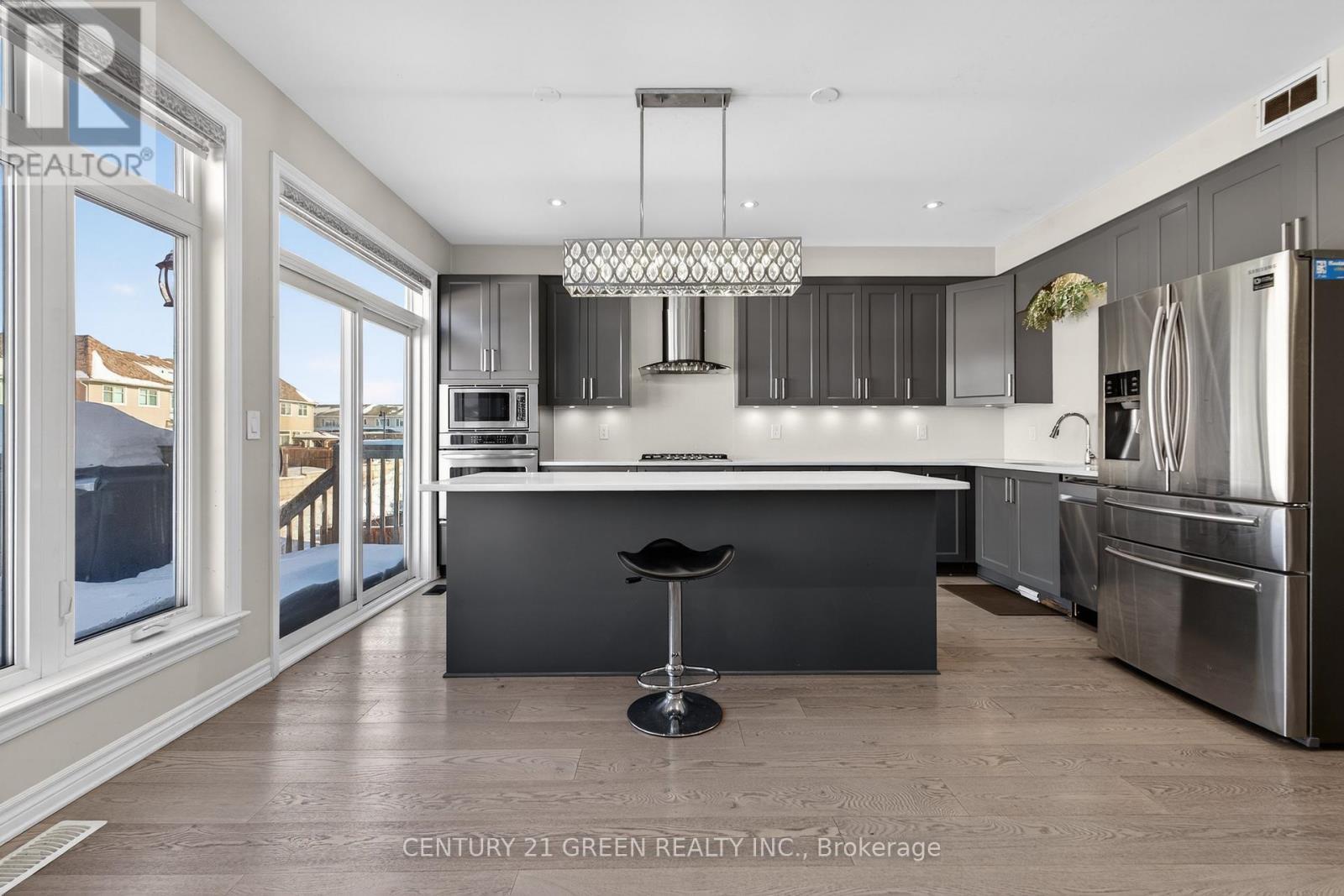 Kitchen1 - 645 Gwen Avenue, Kingston, ON - Indoor Photo Showing Kitchen With Stainless Steel Kitchen With Upgraded Kitchen