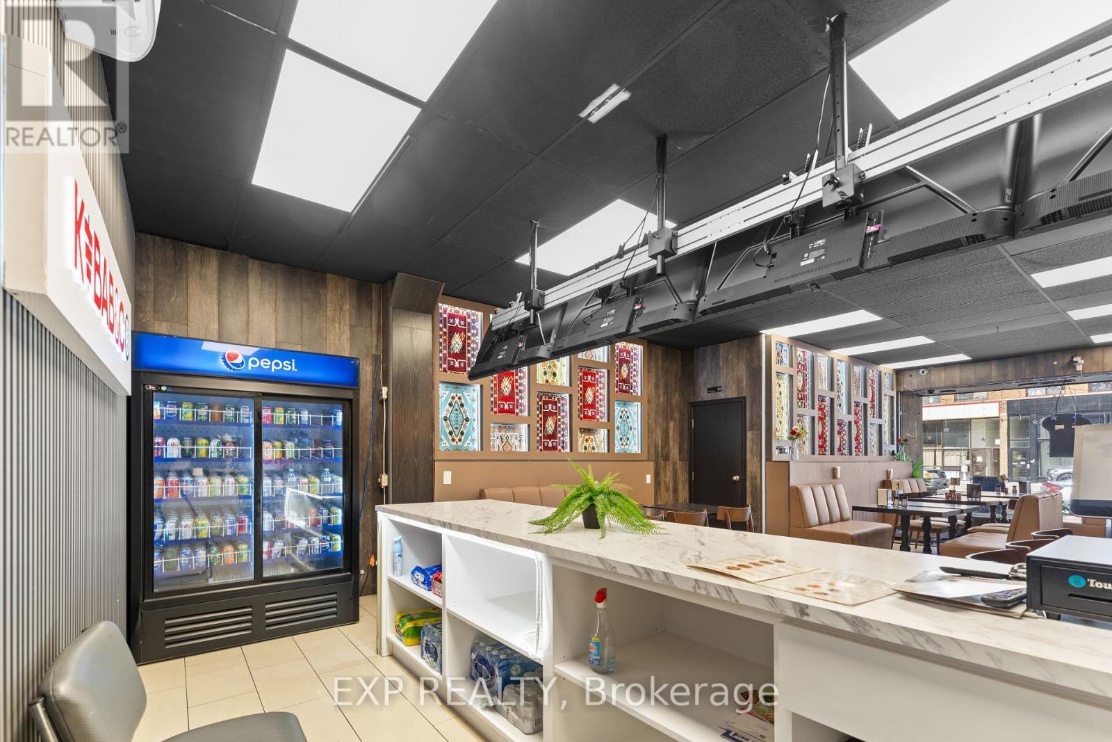 977 O'Connor Drive N, Toronto, ON