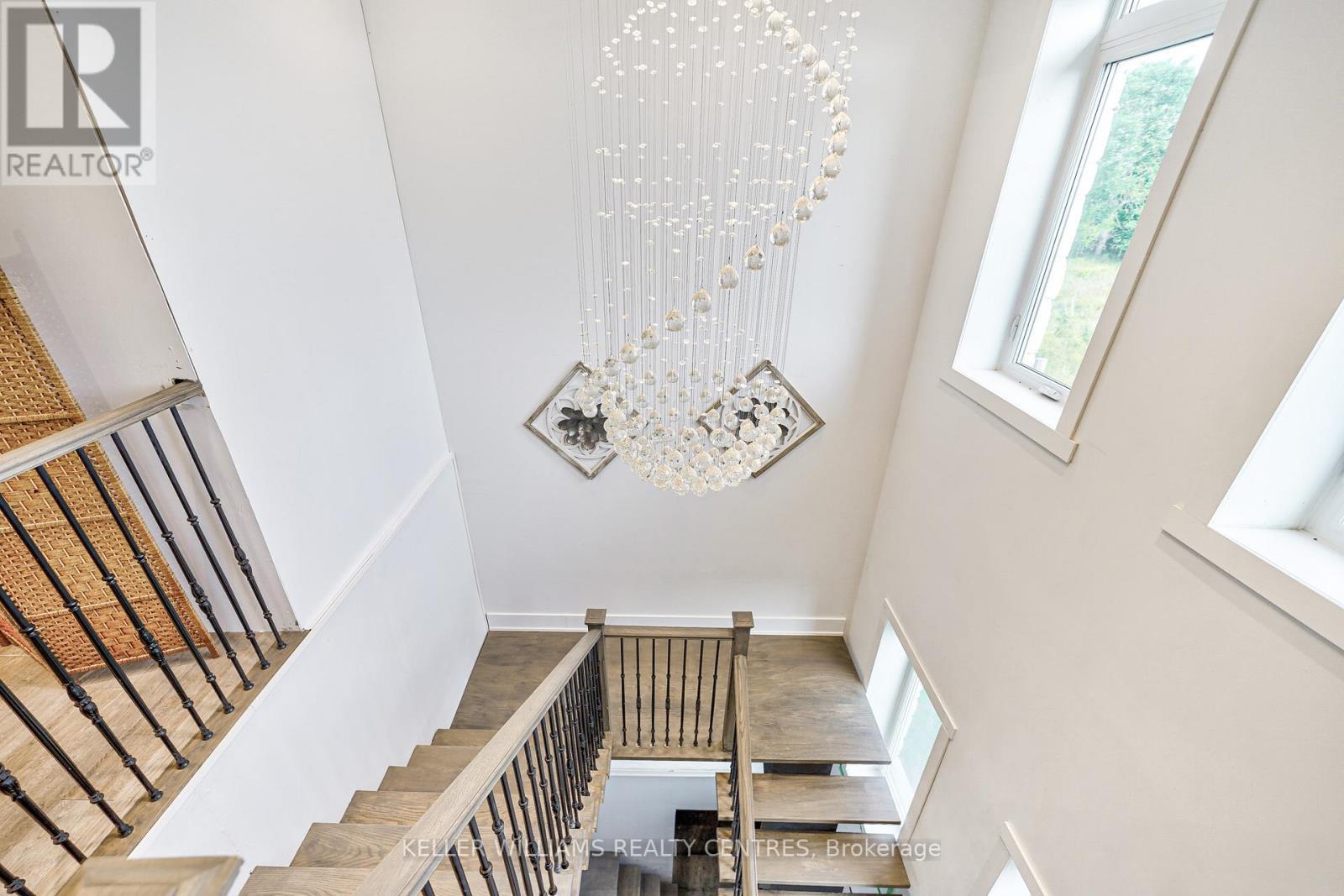 6196 Ravenshoe Road, Georgina, ON - Indoor Photo Showing Other Room